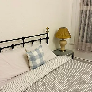  Bed & Breakfast Boulevard Double In Shared